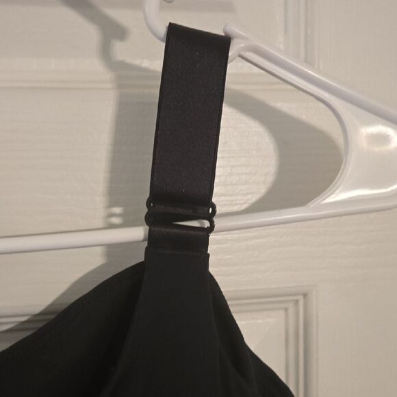 lululemon athletica Black Tank Top - Picture 4 of 4